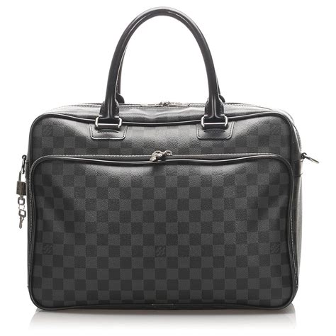 sac ordinateur louis vuitton|prix sac louis vuitton original.